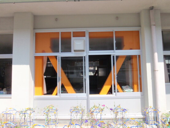 学校の耐震補強工事